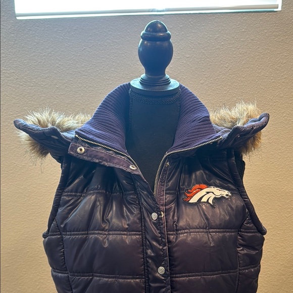 Pink Victoria’s Secret Denver Broncos - Picture 4 of 7